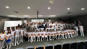 ZİRVEDEKİ DENİZCİLER KIBRIS’TA BULUŞTU