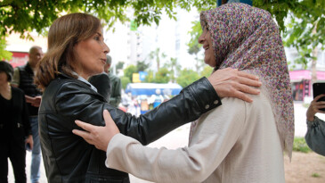 OYA TEKİN: MAKAMIMIZ SOKAKLARDIR