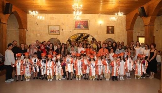 YÜREĞİR BELEDİYESİ KREŞLERİNDE MEZUNİYET COŞKUSU
