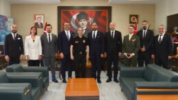ÇUKUROVA GİAD YÖNETİMİ, EMNİYET MÜDÜRÜ ARIKAN’I ZİYARET ETTİ