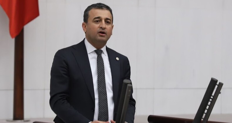 “EMEKLİNİN CEBİNDEN 274 DOLAR BUHAR OLUP UÇTU”