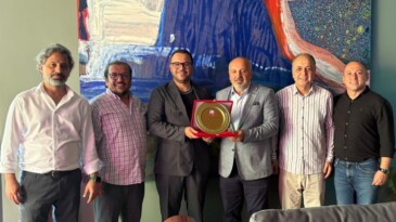 TSYD’DEN GÖKHAN GÜNDOĞDU’YA PLAKET