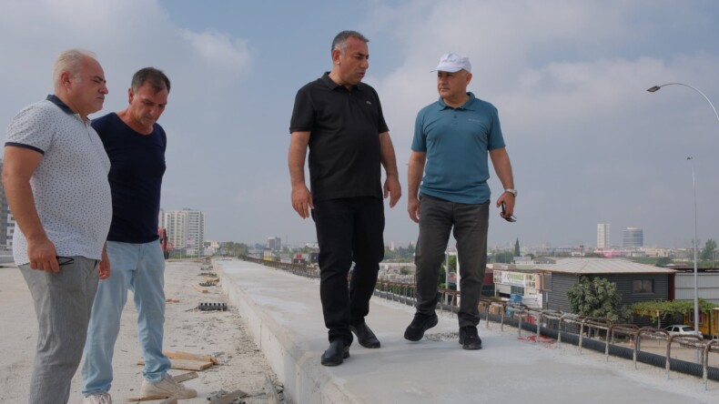 GÜNGÖR GEÇER, ÖĞRETMENLER BULVARI OTOBAN BAĞLANTISI KÖPRÜLÜ KAVŞAĞI ÇALIŞMALARINI DENETLEDİ