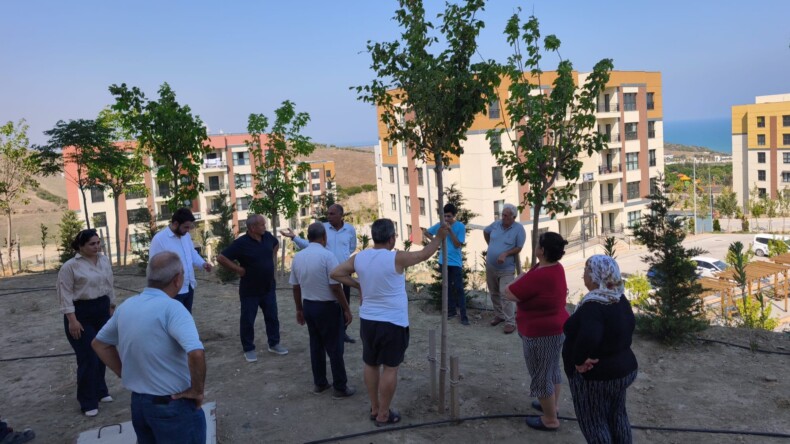 YUMURTALIK BELEDİYESİ, HARIL HARIL ÇALIŞIYOR