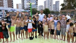 BAŞKAN EMRAH KOZAY, SU OYUN PARKI’NDA ÇOCUKLARLA BULUŞTU