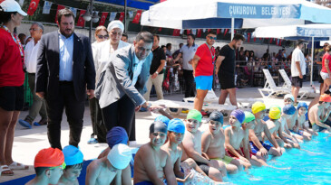 ÇUKUROVA HAVUZLARI ÇOCUKLARLA ŞENLENDİ…