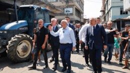 VALİ KÖŞGER YÜREĞİR’DE ESNAF VE VATANDAŞLARLA BULUŞTU