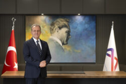 BAŞKAN VAHAP SEÇER’DEN 30 AĞUSTOS ZAFER BAYRAMI MESAJI