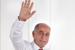 ZAFER COŞKUSU, TÜM YUMURTALIK’I SARIYOR