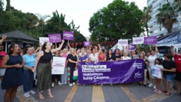 CHP KADIN KOLLARI 81 İLDEN HAYKIRDI: “KADIN CİNAYETLERİ POLİTİKTİR!”