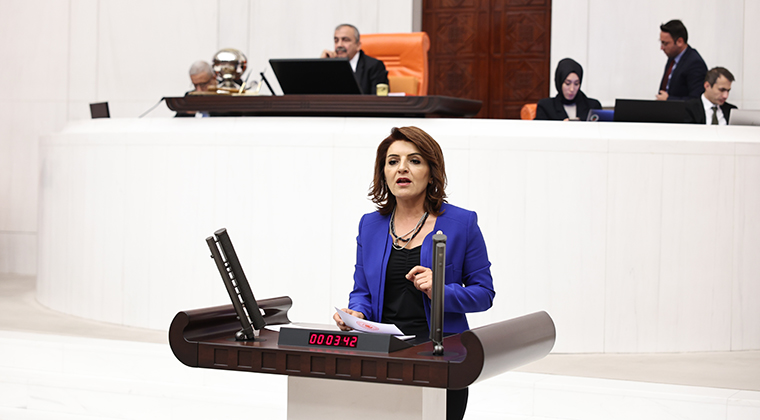 “ÖĞRENCİLER YURTSUZ, AİLELER ÇARESİZ!”