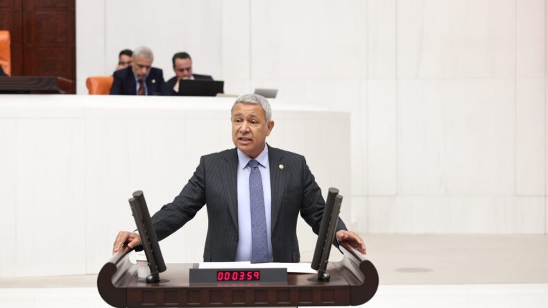 BİR ÇOCUĞUN OKUL MASRAFI BİR BUÇUK ASGARİ ÜCRETİ AŞIYOR!