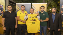 BAŞKAN SEÇER, BASKETBOL TAKIMIYLA GÖRÜŞTÜ