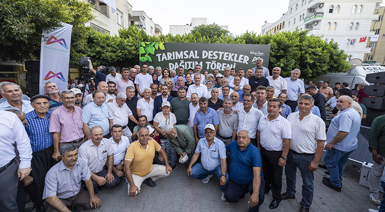 BAŞKAN SEÇER, ERDEMLİ’DE TARIMSAL DESTEKLER DAĞITIM TÖRENİNE KATILDI