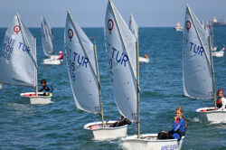 MERSİN’DE YELKEN HEYECANI…