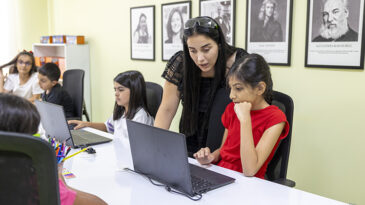 TOROSLAR ÇOCUK KAMPÜSÜ TASARIM ATÖLYESİ İLE MUTLU EBEVEYNLER MERAKLI ÇOCUKLAR