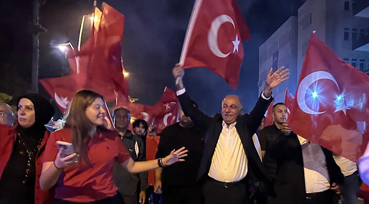 YUMURTALIK’TA CUMHURİYET BAYRAMI COŞKUSU