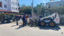 YUMURTALIK BELEDİYESİ EKİPLERİ DAİMA İŞ BAŞINDA…