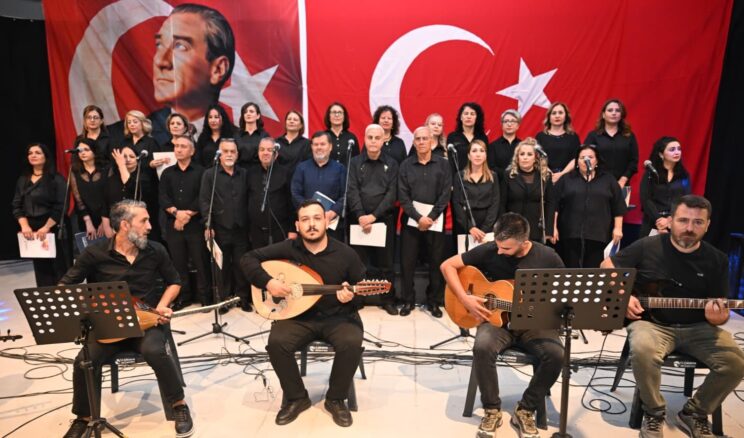CUMHURİYET KOROSU’NDAN ATATÜRK’ÜN SEVDİĞİ ŞARKILAR KONSERİ