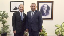 GÜNGÖR GEÇER: ‘ADANA’YA DEĞER KATACAK HİZMETLER İÇİN ÇALIŞIYORUM’