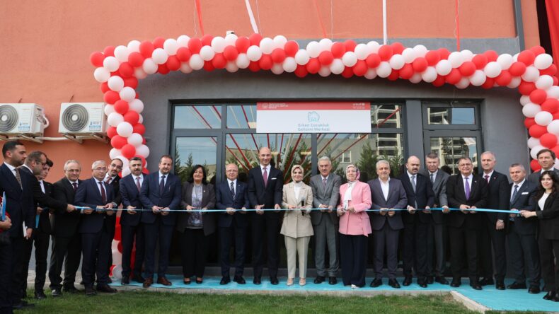 AİLE TEMELLİ ULUSAL ERKEN MÜDAHALE SİSTEMİ 4 İLDE PİLOT UYGULANMAYA BAŞLADI