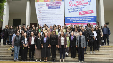 BELEDİYENİN KADIN ÇALIŞANLARI KADINA ŞİDDETE KARŞI MÜCADELEYE ÇAĞIRDI