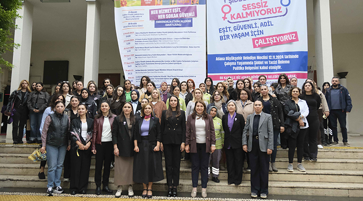 BELEDİYENİN KADIN ÇALIŞANLARI KADINA ŞİDDETE KARŞI MÜCADELEYE ÇAĞIRDI