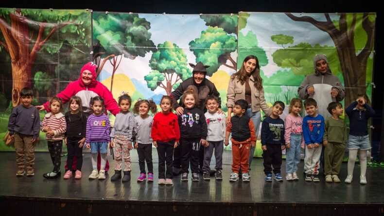 SEYHAN BELEDİYESİ, ARA TATİLDE ÇOCUKLARI TİYATRO İLE BULUŞTURDU