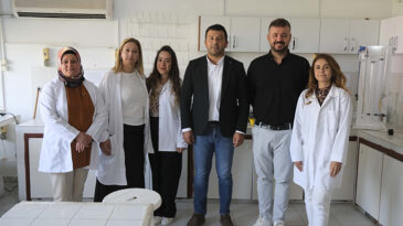 BÜYÜKŞEHİR’DEN ÜRETİCİYE TOPRAK VE SU ANALİZİ HİZMETİ…