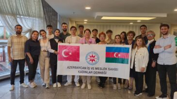 ADANA’DA KARABAĞ ZAFERİ KUTLANDI