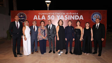 ALAEV’İN CUMHURİYET COŞKUSU