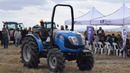 LS TRAKTÖRLER, 9 ŞEHİRDE ÇİFTÇİLERLE BULUŞTU