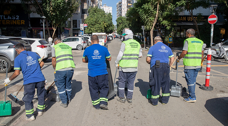 SEYHAN’DA TEMİZLİK SEFERBERLİĞİ