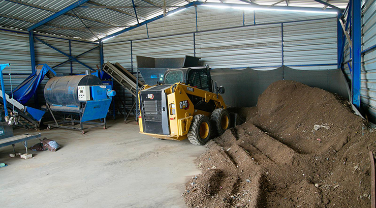 SEYHAN’IN KOMPOST TESİSİ ÜRETİME GÜÇ KATIYOR