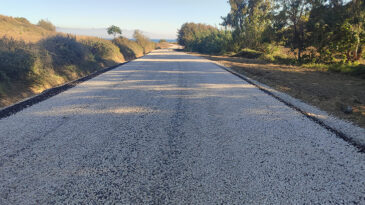 YUMURTALIK HEREKLİ’DE SATHİ KAPLAMA YOL ÇALIŞMASI TAMAMLANDI