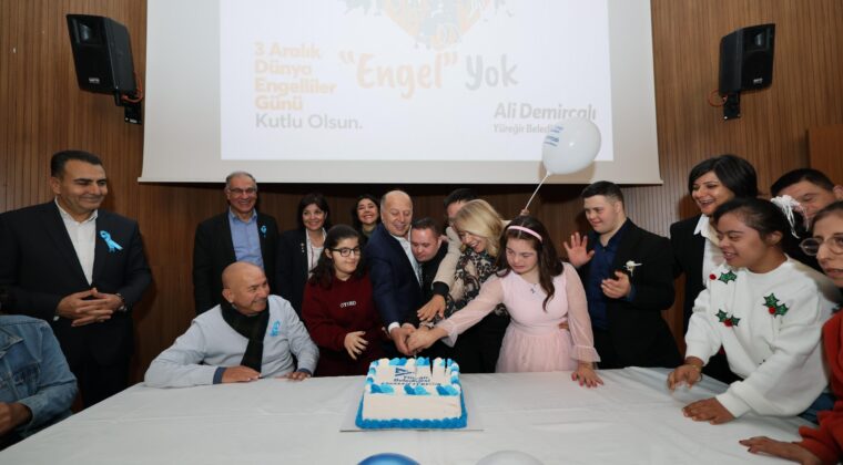 YÜREĞİR BELEDİYESİNDEN ENGELLİLER GÜNÜ FARKINDALIK ETKİNLİĞİ