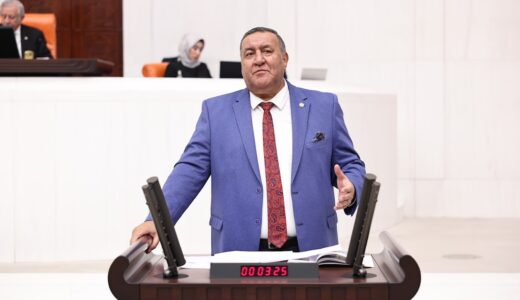 GÜRER: “KAPADOKYA ALAN BAŞKANLOĞI TİCARİ 12 DÜKKAN YAPTIRMIŞ“