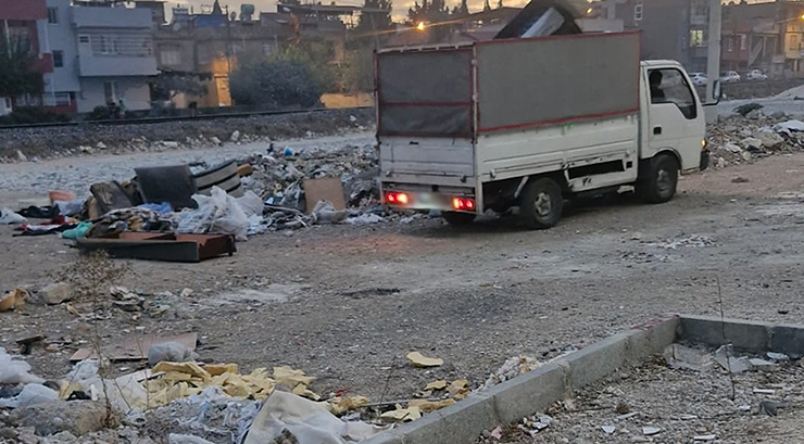 SEYHAN BELEDİYESİ, KAÇAK MOLOZ DÖKÜMÜYLE YOĞUN MÜCADELE HALİNDE…