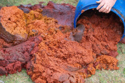 SEYHAN’DA UYGUNSUZ ÜRETİME GEÇİT YOK