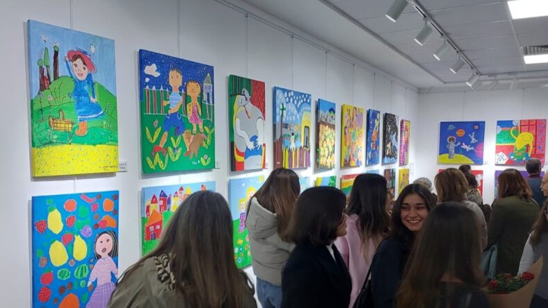 NSANAT MERKEZİ ÇOCUK RESİM GRUBU’NDAN “YENİ YILA MERHABA” SERGİSİ