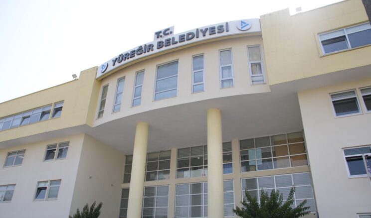 YÜREĞİR’DEN “KAYIP ARAÇ VE TAPU” İDDİALARINA YANIT