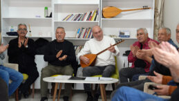 EMEKLİ DİNLENME EVİNDE MÜZİK ZİYAFETİ