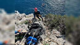 MERSİN BÜYÜKŞEHİR İTFAİYESİ’NDEN NEFES KESEN OPERASYON