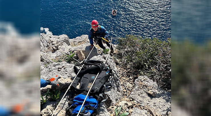 MERSİN BÜYÜKŞEHİR İTFAİYESİ’NDEN NEFES KESEN OPERASYON