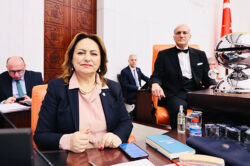 MÜZEYYEN ŞEVKİN: “TÜRKİYE, EKONOMİK KRİZİN PENCESİNDE, 2026’DA YENİ BİR SİYASİ DEĞİŞİME İHTİYAÇ VAR”