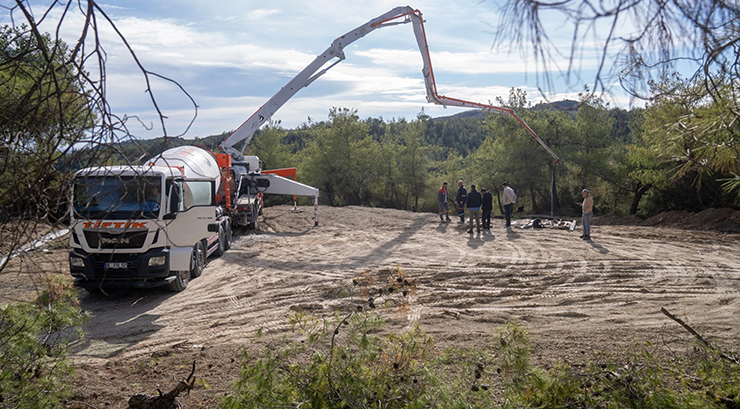 SEYHAN BELEDİYESİ’NDEN PATİLİ DOSTLARA 23 DÖNÜMLÜK ALAN…