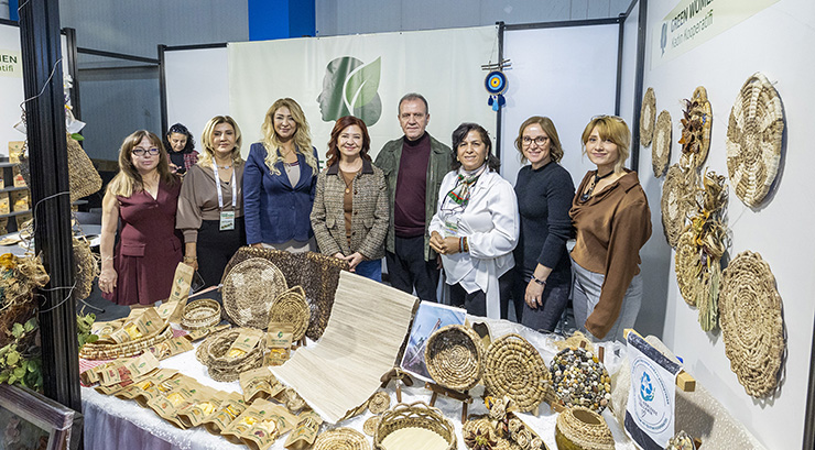 VAHAP SEÇER: “ÇEYREK ASIRDIR BAŞARISIZ TARIM POLİTİKALARI UYGULANIYOR”