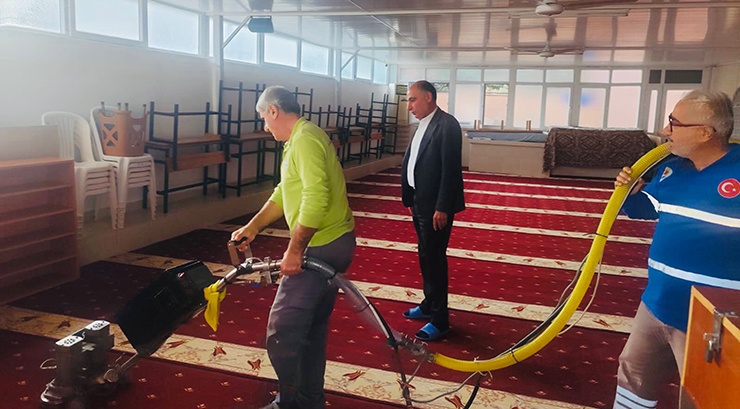 BAŞKAN ALTIOK: “VATANDAŞLARIMIZ GÖNÜL RAHATLIĞIYLA İBADET EDİYOR”