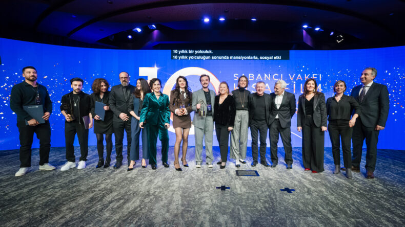 GÜLER SABANCI: “EĞİTİMDEKİ EŞİTSİZLİK , BİR TOPLUMUN GELECEĞİNİ ETKİLER.”