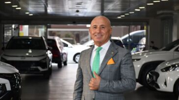 “ELEKTRİKLİ ARAÇLAR GELECEĞİN ZORUNLU ULAŞIM MODELİ HALİNE GELDİ”